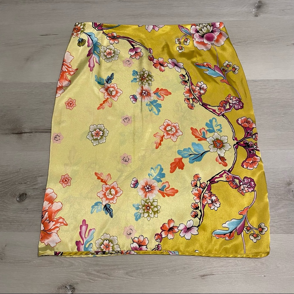 United Colors of Benetton Yellow Floral Slip Skirt, size 42